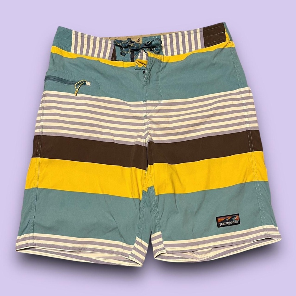 Patagonia Wavefarer Striped Boardshorts Size Medium Surf Swim Preppy